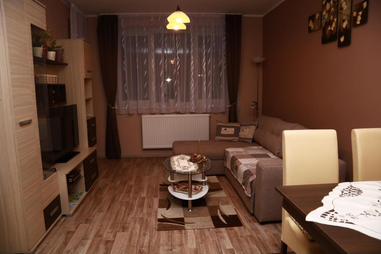 Ametiszt Apartman Apartament Sárvár Zewnętrze zdjęcie